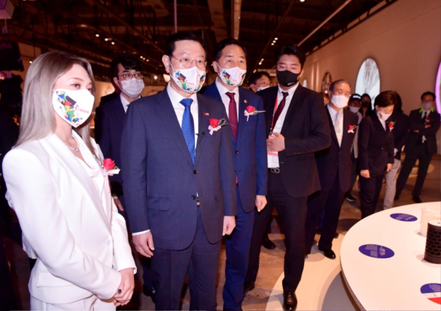 210901 제9회 광주디자인비엔날레 개막식_GJI3724.JPG